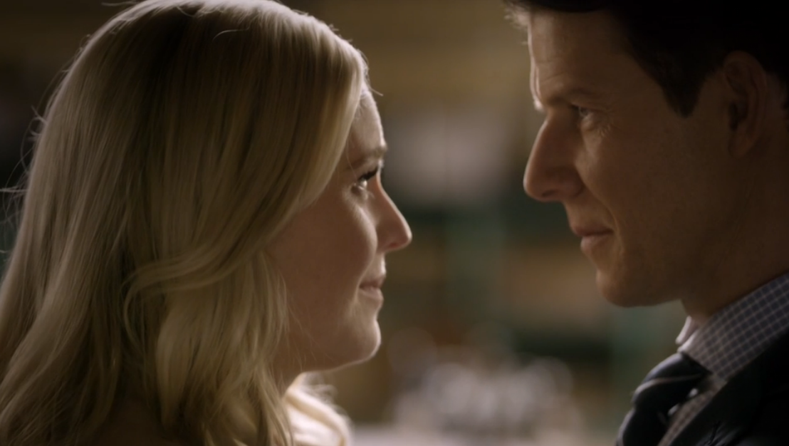 Kristin Booth as Shane Mcinnerney and Eric Mabius as Oliver O'Toole in Signed, Sealed, Delivered: Higher Ground