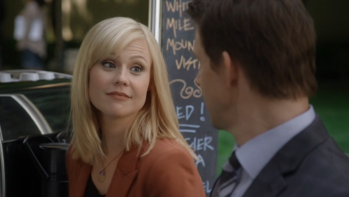 Kristin Booth as Shane and Eric Mabius as Oliver O'Toole in Signed, Sealed, Delivered