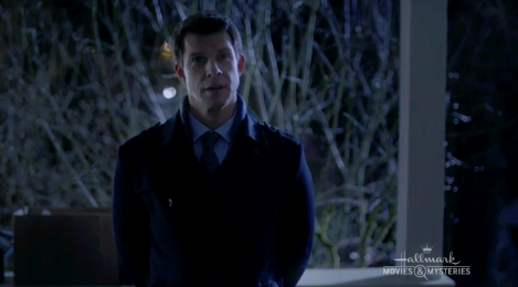 Eric Mabius as Oliver O'Toole in Signed, Sealed, Delivered: From Paris With Love